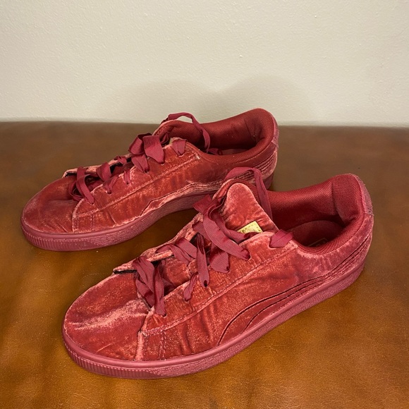 Puma Suede Low Top Sneakers Ribbon Shoelaces Size 6 - Picture 3 of 6